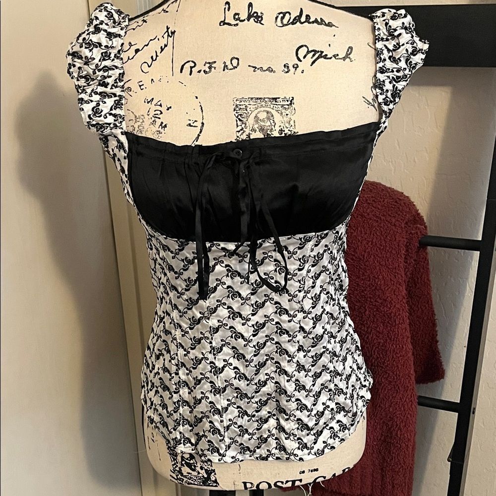 Bebe Y2K Silk Blend Black Embroidered Bustier Top Milkmaid Romantic Coquette